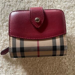 Burberry Beige/Red Horseferry Check Canvas and Leather Finsbury Wallet
